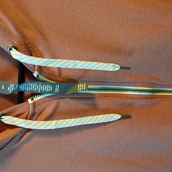 Vuori Rust Zip-Up Hoodie - Picture 4 of 7